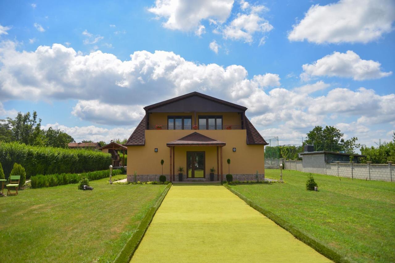 Guest House Erida Trastenik エクステリア 写真