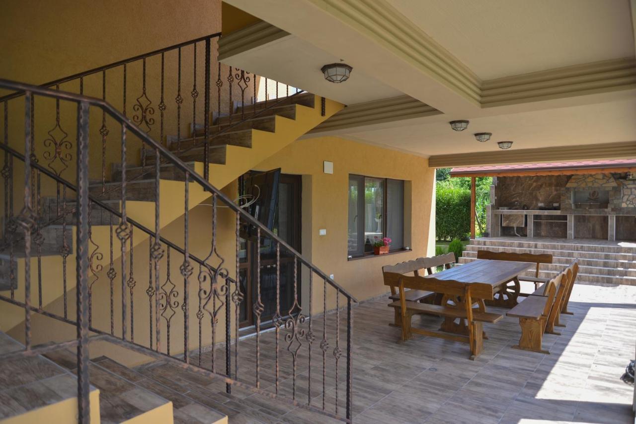 Guest House Erida Trastenik エクステリア 写真