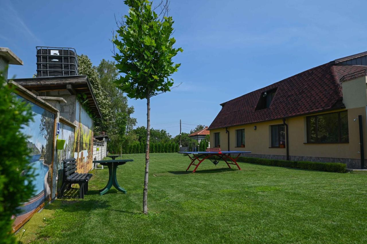 Guest House Erida Trastenik エクステリア 写真